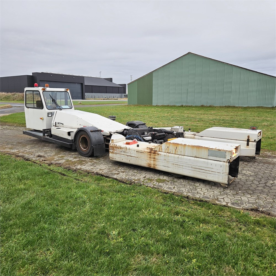 Kalmar TBL180 - Terminal tractor: picture 4 Kalmar TBL180 - Terminal tractor: picture 4