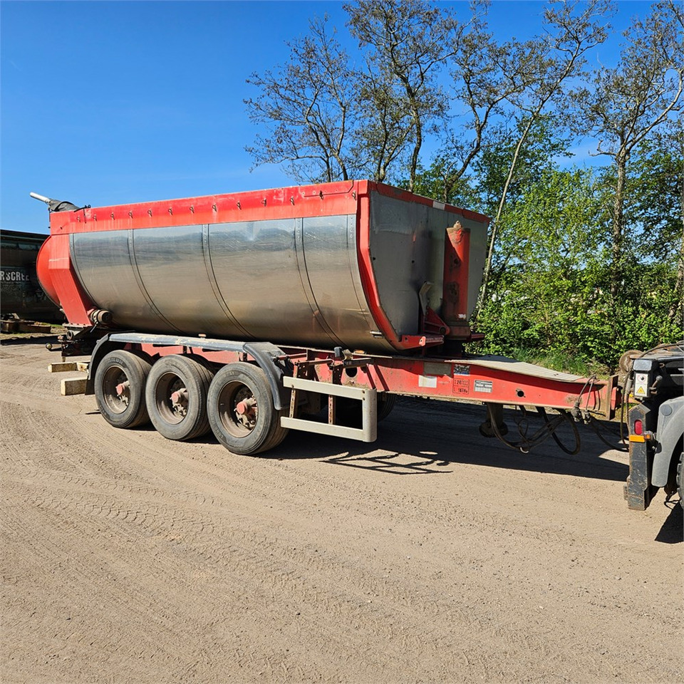 Kel-Berg THKM24 - Tipper trailer: picture 3 Kel-Berg THKM24 - Tipper trailer: picture 3