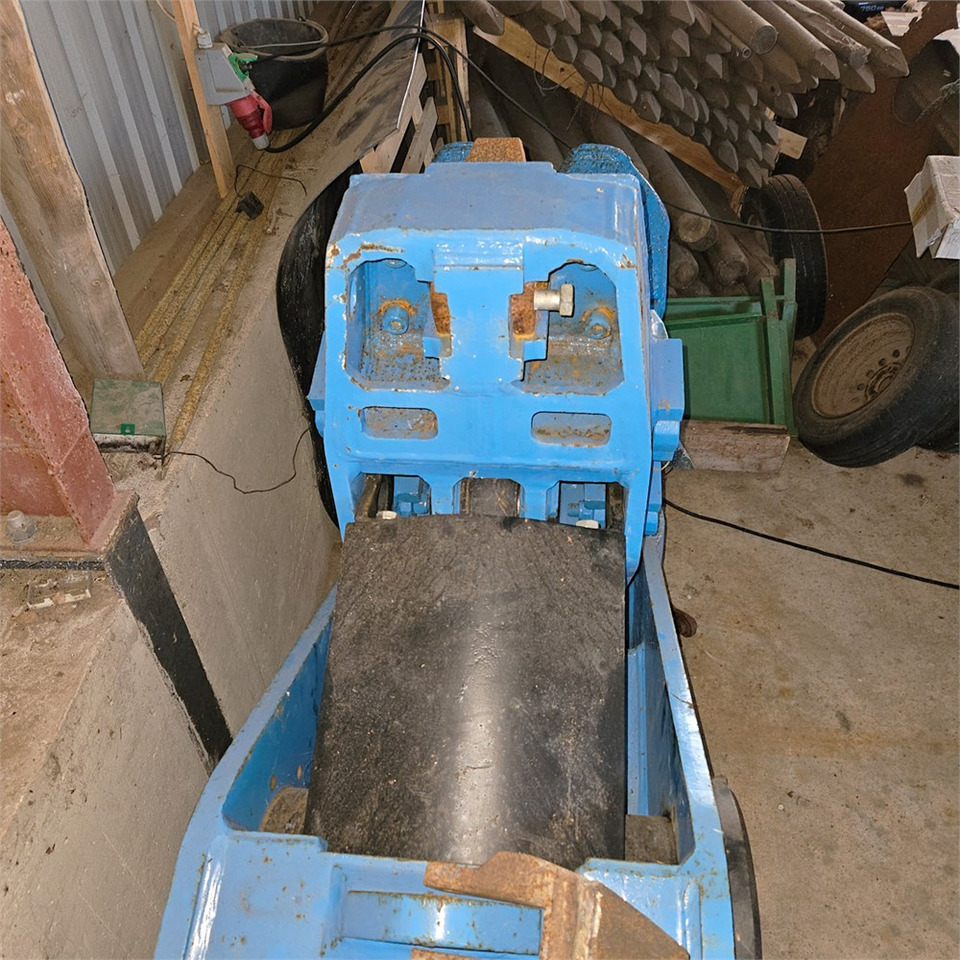 Krupp CP2300 - Demolition shears for Construction machinery: picture 3 Krupp CP2300 - Demolition shears for Construction machinery: picture 3