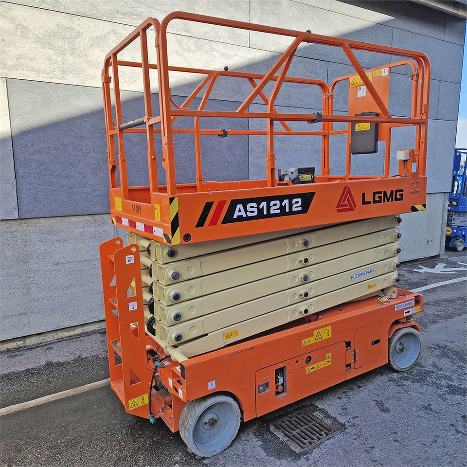 LGMG AS1212 - Scissor lift: picture 1 LGMG AS1212 - Scissor lift: picture 1