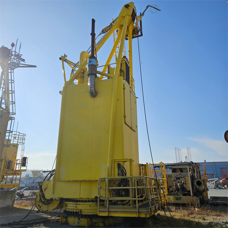 Liebherr BOS 60/900 D EX - Port equipment: picture 4 Liebherr BOS 60/900 D EX - Port equipment: picture 4