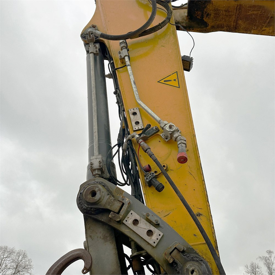 Crawler excavator Liebherr R924 WLC: picture 42