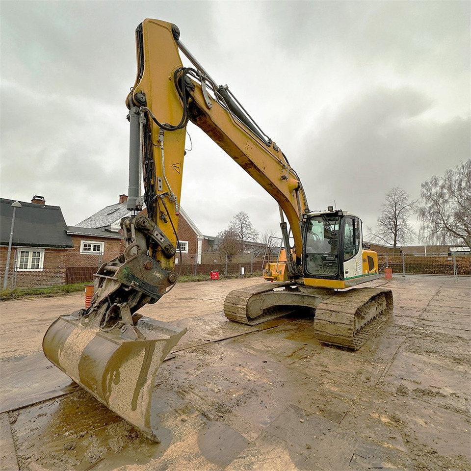 Crawler excavator Liebherr R924 WLC: picture 9