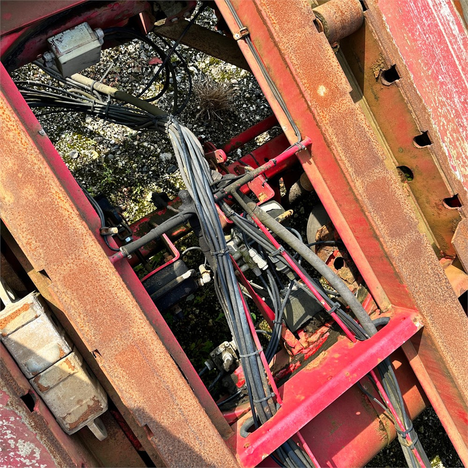 Roll-off/ Skip trailer MTDK Transfer trailer: picture 9
