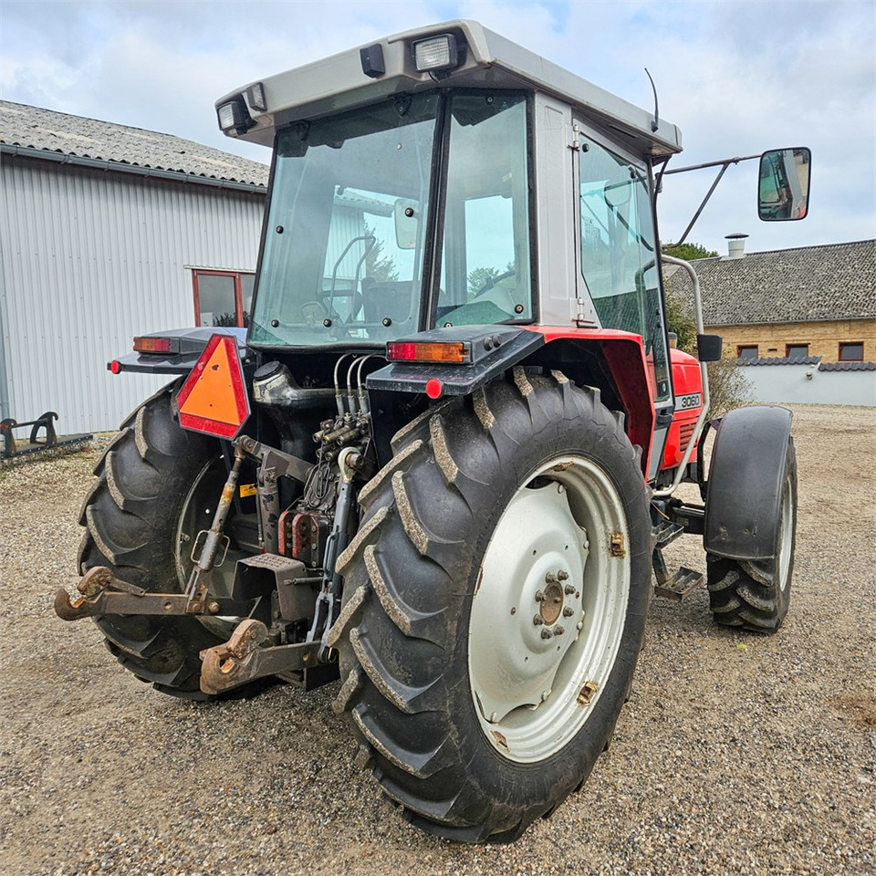 Massey Ferguson 3060 - Farm tractor: picture 5 Massey Ferguson 3060 - Farm tractor: picture 5