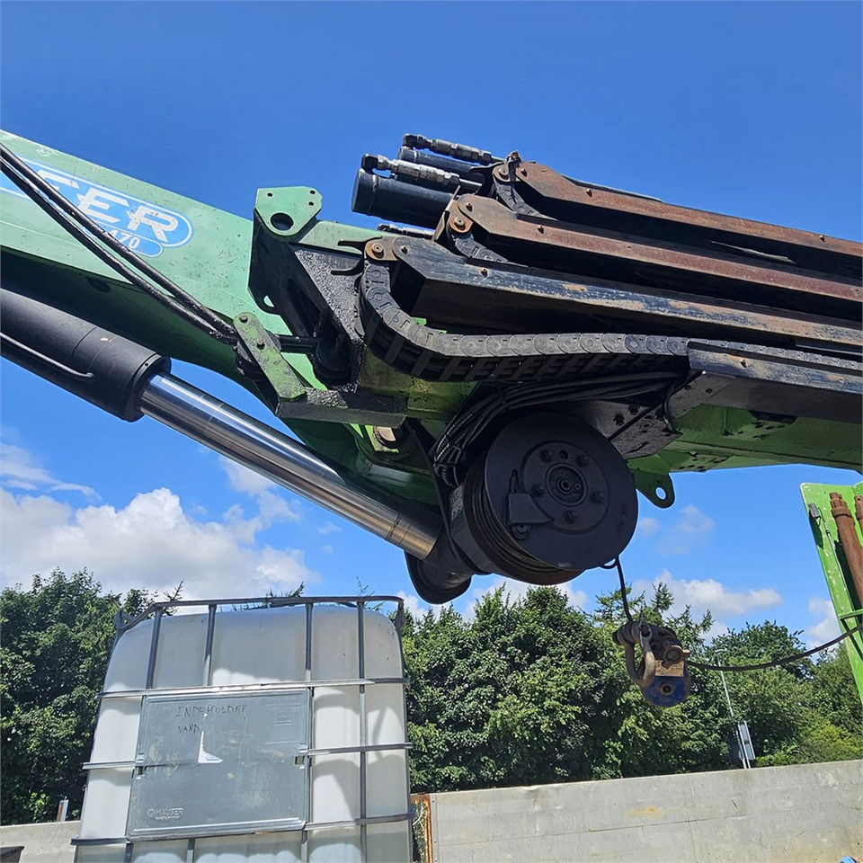 Dropside/ Flatbed truck, Crane truck Mercedes Actros 3341 A BlueTec 5: picture 28 Dropside/ Flatbed truck, Crane truck Mercedes Actros 3341 A BlueTec 5: picture 28