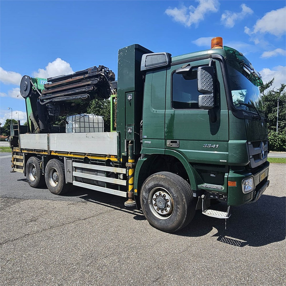 Dropside/ Flatbed truck, Crane truck Mercedes Actros 3341 A BlueTec 5: picture 9 Dropside/ Flatbed truck, Crane truck Mercedes Actros 3341 A BlueTec 5: picture 9