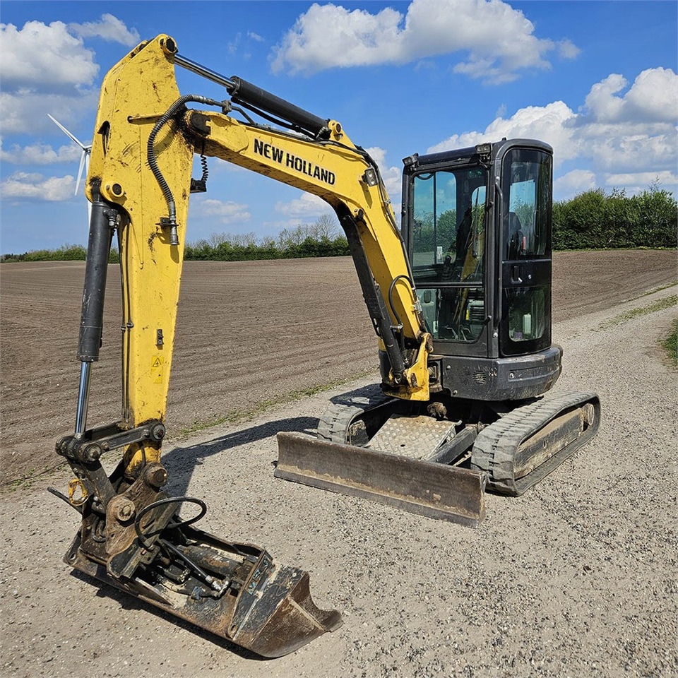 New Holland E39 B - Mini excavator: picture 3 New Holland E39 B - Mini excavator: picture 3