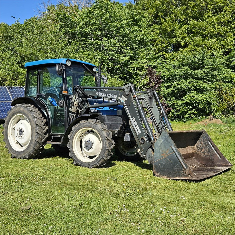 New Holland TN55D - Farm tractor: picture 1 New Holland TN55D - Farm tractor: picture 1
