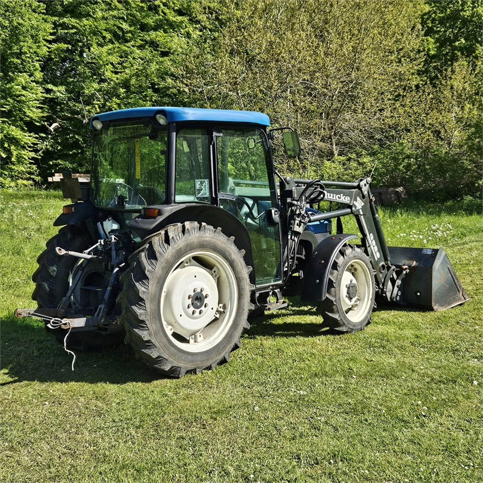 New Holland TN55D - Farm tractor: picture 3 New Holland TN55D - Farm tractor: picture 3