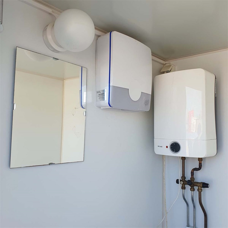 Danfo Toilet cabin - Other machinery: picture 3 Danfo Toilet cabin - Other machinery: picture 3