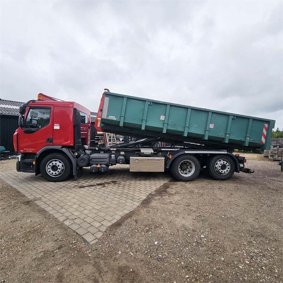 Renault D 26 Wide - Hook lift truck: picture 3 Renault D 26 Wide - Hook lift truck: picture 3