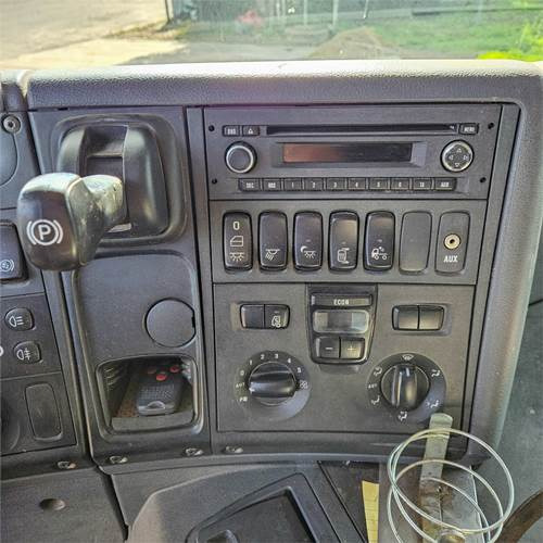 Vacuum truck Scania P250: picture 14