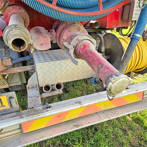 Vacuum truck Scania P250: picture 30