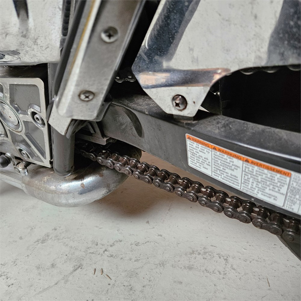 Motorcycle Suzuki Marauder VZ 800: picture 19