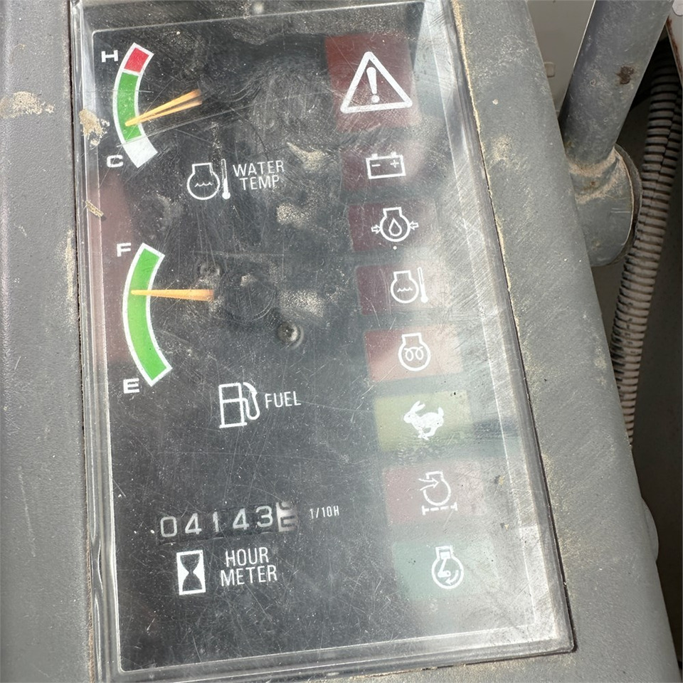 Mini excavator Takeuchi TB125: picture 14