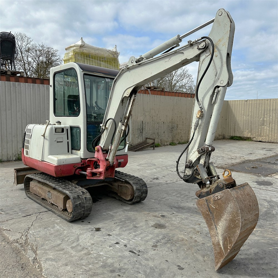 Mini excavator Takeuchi TB125: picture 8