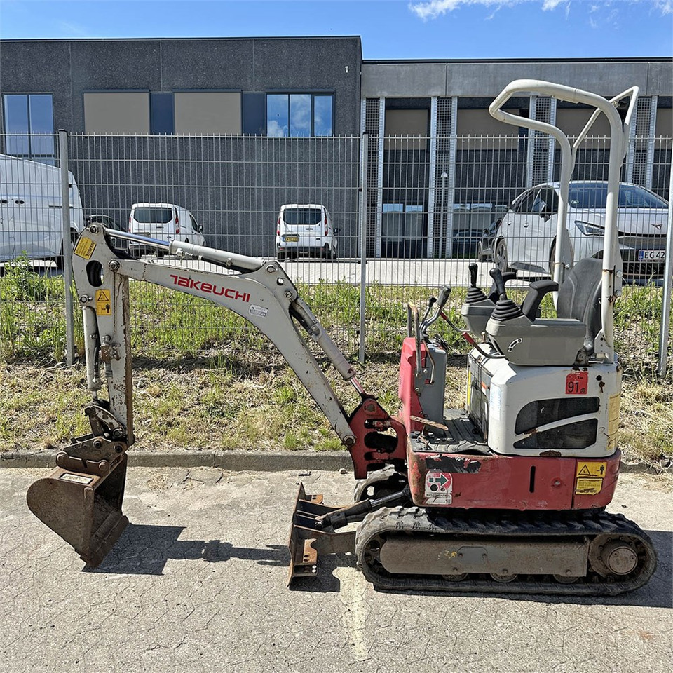 Takeuchi TB210 R - Mini excavator: picture 3 Takeuchi TB210 R - Mini excavator: picture 3