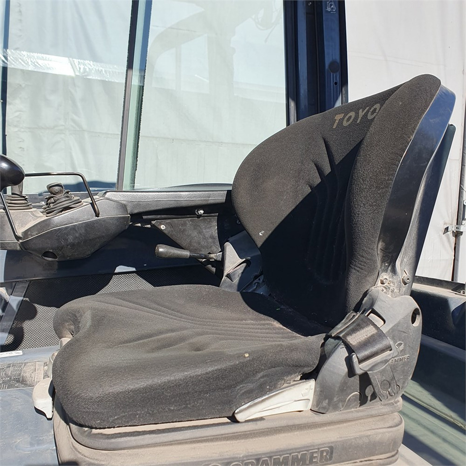 Leasing of Toyota Traigo 20 Toyota Traigo 20: picture 23 Leasing of Toyota Traigo 20 Toyota Traigo 20: picture 23