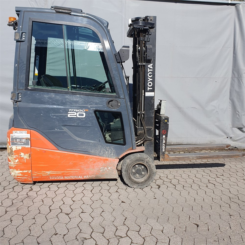 Leasing of Toyota Traigo 20 Toyota Traigo 20: picture 14 Leasing of Toyota Traigo 20 Toyota Traigo 20: picture 14