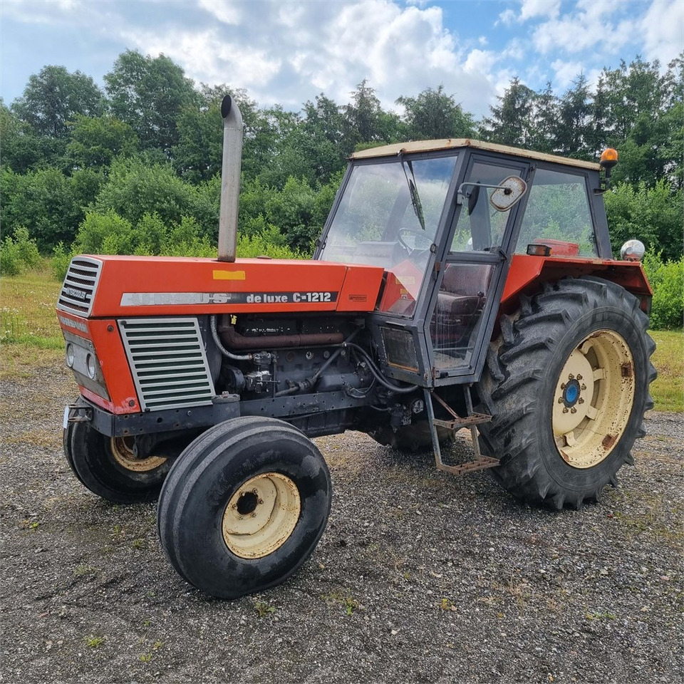 Farm tractor Ursus De luxe C-1212: picture 1