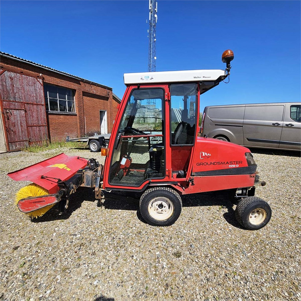 Toro Groundsmaster 228 D - Utility/ Special vehicle: picture 5 Toro Groundsmaster 228 D - Utility/ Special vehicle: picture 5