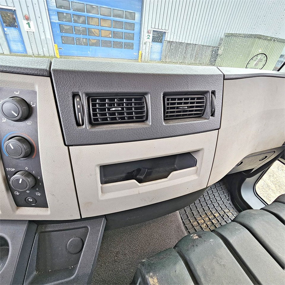 Utility/ Special vehicle Volvo FL 280: picture 35