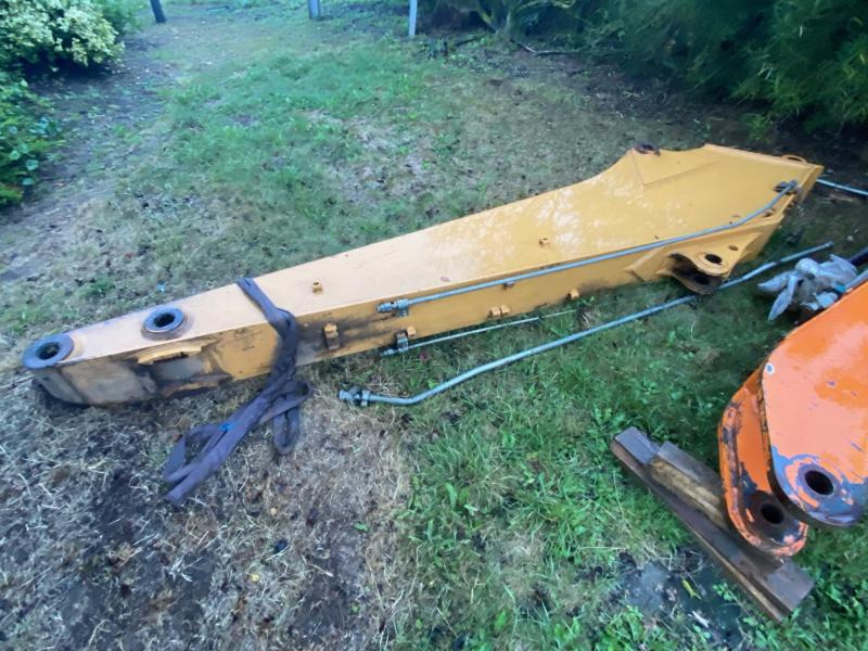 CASE ET DOOSAN BALANCIERS 2M70 & 3M - Boom: picture 2 CASE ET DOOSAN BALANCIERS 2M70 & 3M - Boom: picture 2