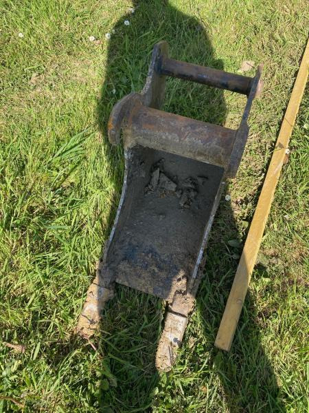 Mini excavator Caterpillar 302 CR: picture 10