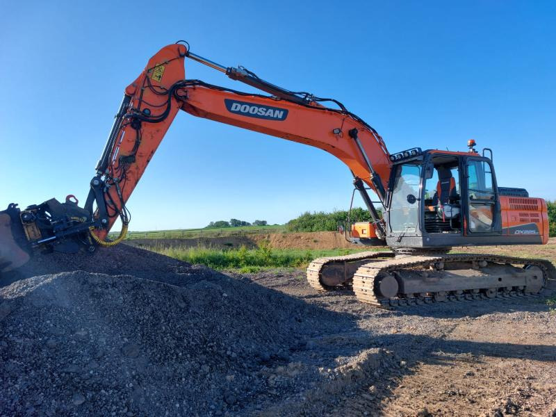 Doosan DX 225LC-5 - Crawler excavator: picture 1 Doosan DX 225LC-5 - Crawler excavator: picture 1