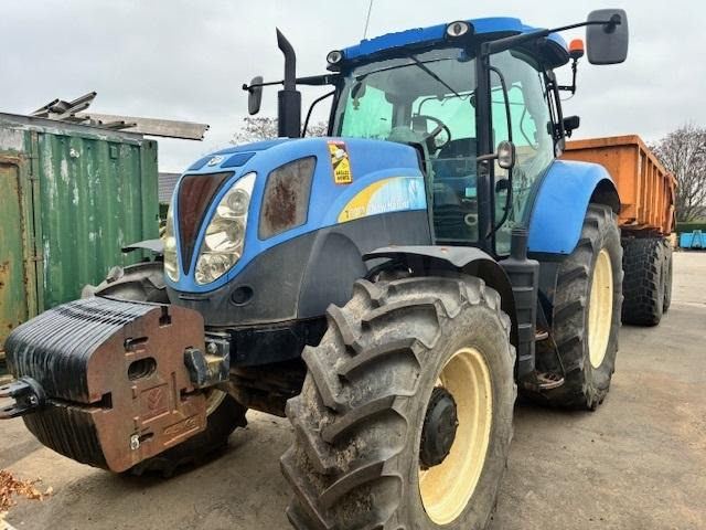 New Holland T 6080 - Farm tractor: picture 2 New Holland T 6080 - Farm tractor: picture 2