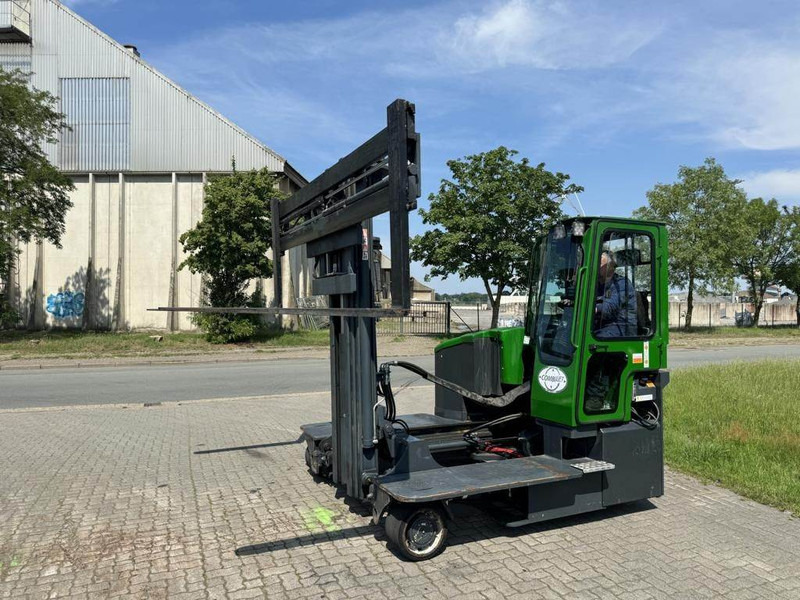Combilift C4500ET/635D - Side loader: picture 1 Combilift C4500ET/635D - Side loader: picture 1