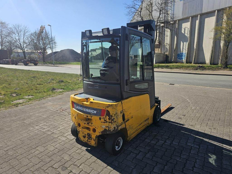 Leasing of Jungheinrich EFG320 Jungheinrich EFG320: picture 6