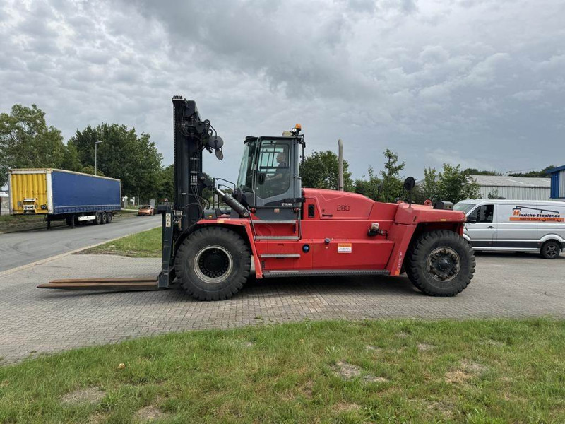 Kalmar DCG300-12LB - Diesel forklift: picture 1 Kalmar DCG300-12LB - Diesel forklift: picture 1