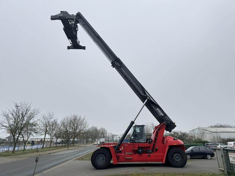 Kalmar DRG450-65S5 - Reach stacker: picture 4 Kalmar DRG450-65S5 - Reach stacker: picture 4