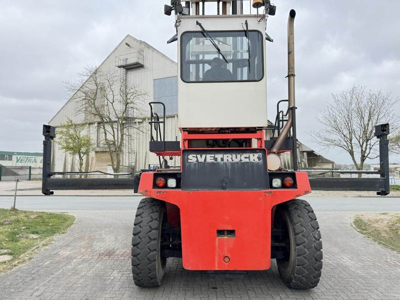 Svetruck ECS6H - Container handler: picture 4 Svetruck ECS6H - Container handler: picture 4