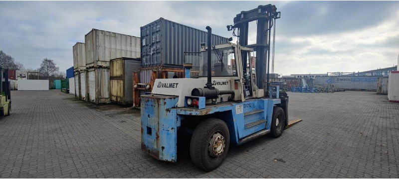 Valmet TD1212S - Diesel forklift: picture 2 Valmet TD1212S - Diesel forklift: picture 2