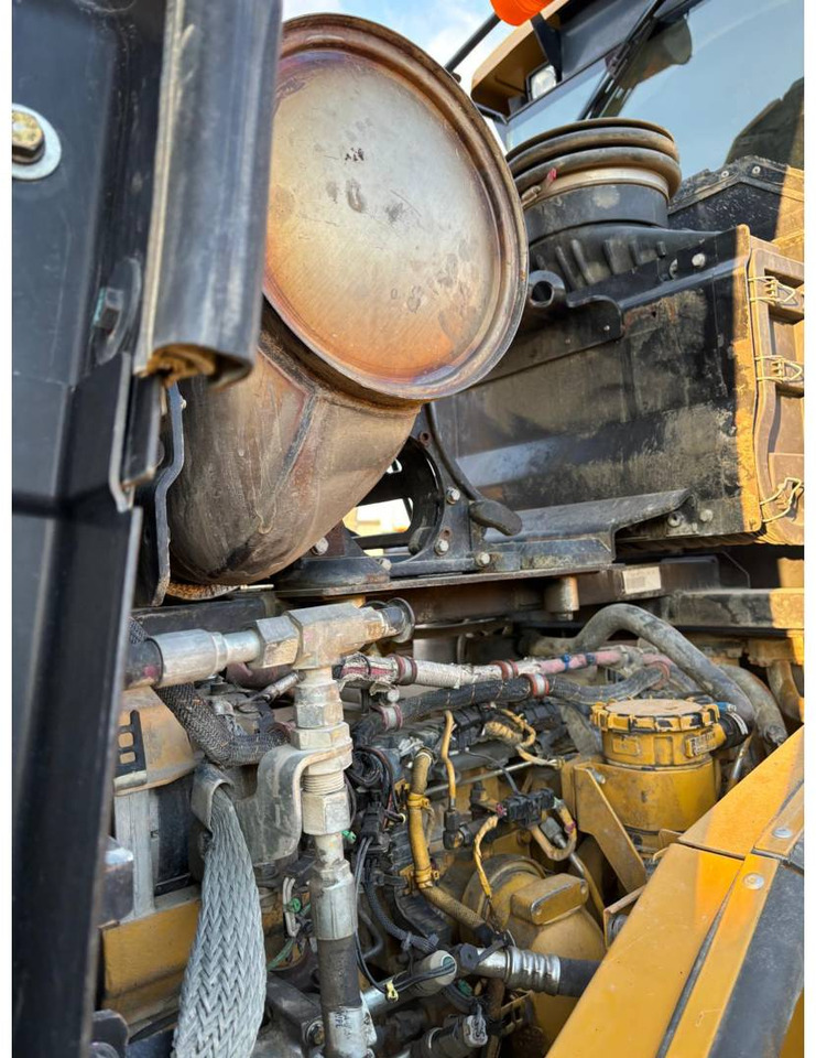 Wheel loader CAT 972K: picture 22