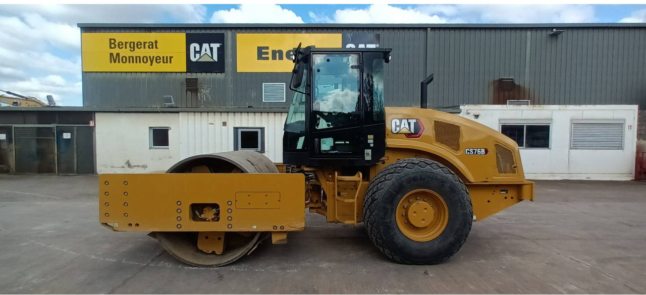CAT CS76B 4F - Compactor: picture 1 CAT CS76B 4F - Compactor: picture 1