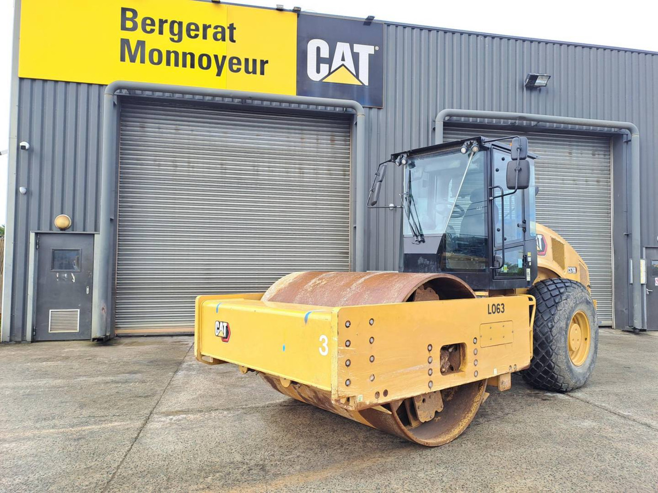 CAT CS76B 4F - Compactor: picture 2 CAT CS76B 4F - Compactor: picture 2