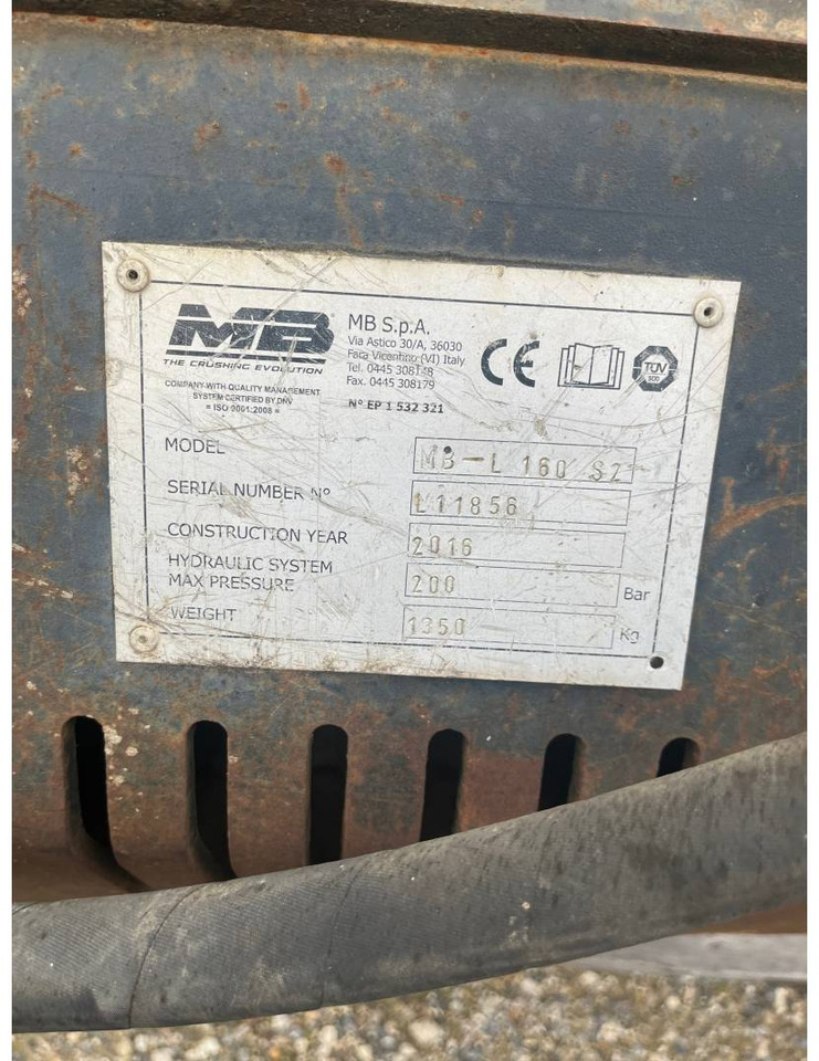 M B MANUFACTURING MB/L160/S2 - Bucket: picture 2 M B MANUFACTURING MB/L160/S2 - Bucket: picture 2