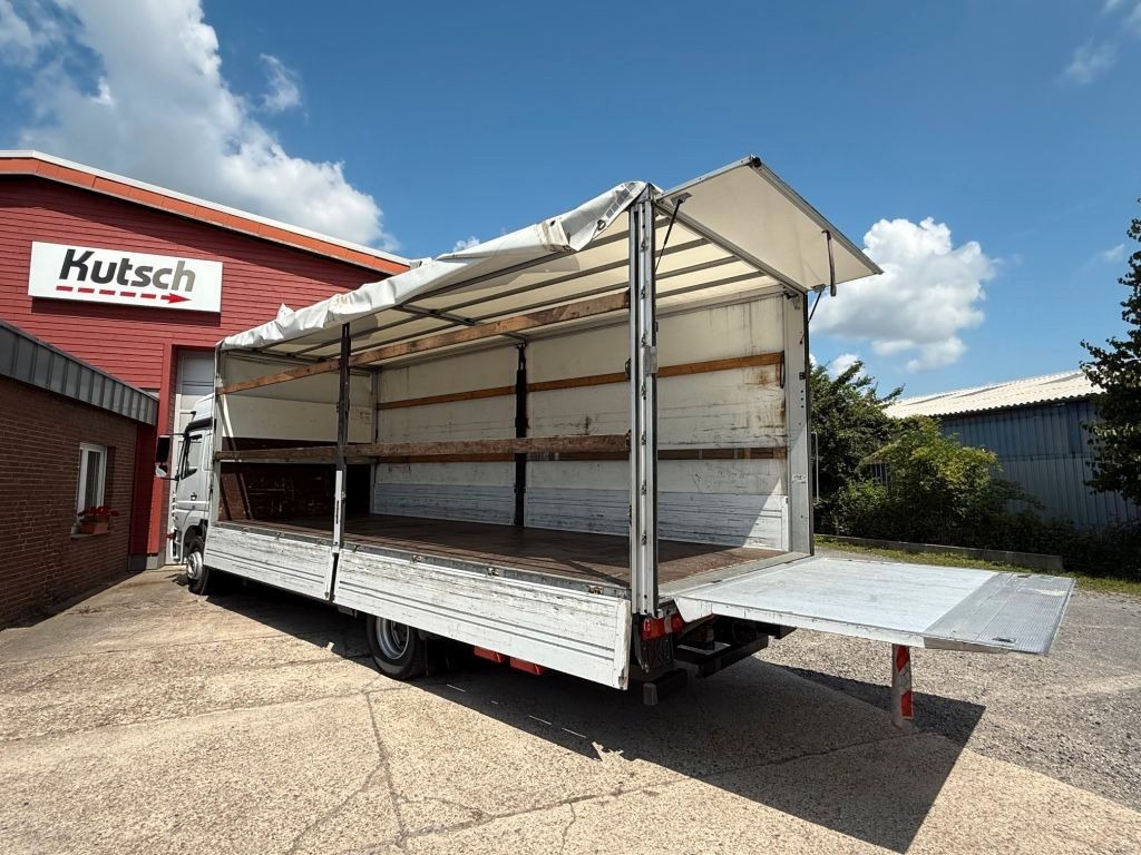 Mercedes-Benz Atego 1530L gr. Fhs. Pritsche / Plane + LBW - Curtainsider truck: picture 5 Mercedes-Benz Atego 1530L gr. Fhs. Pritsche / Plane + LBW - Curtainsider truck: picture 5