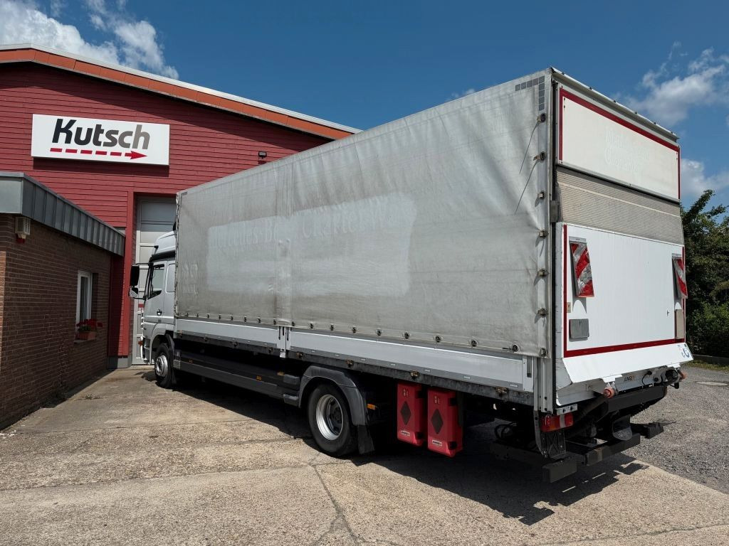 Mercedes-Benz Atego 1530L gr. Fhs. Pritsche / Plane + LBW - Curtainsider truck: picture 4 Mercedes-Benz Atego 1530L gr. Fhs. Pritsche / Plane + LBW - Curtainsider truck: picture 4