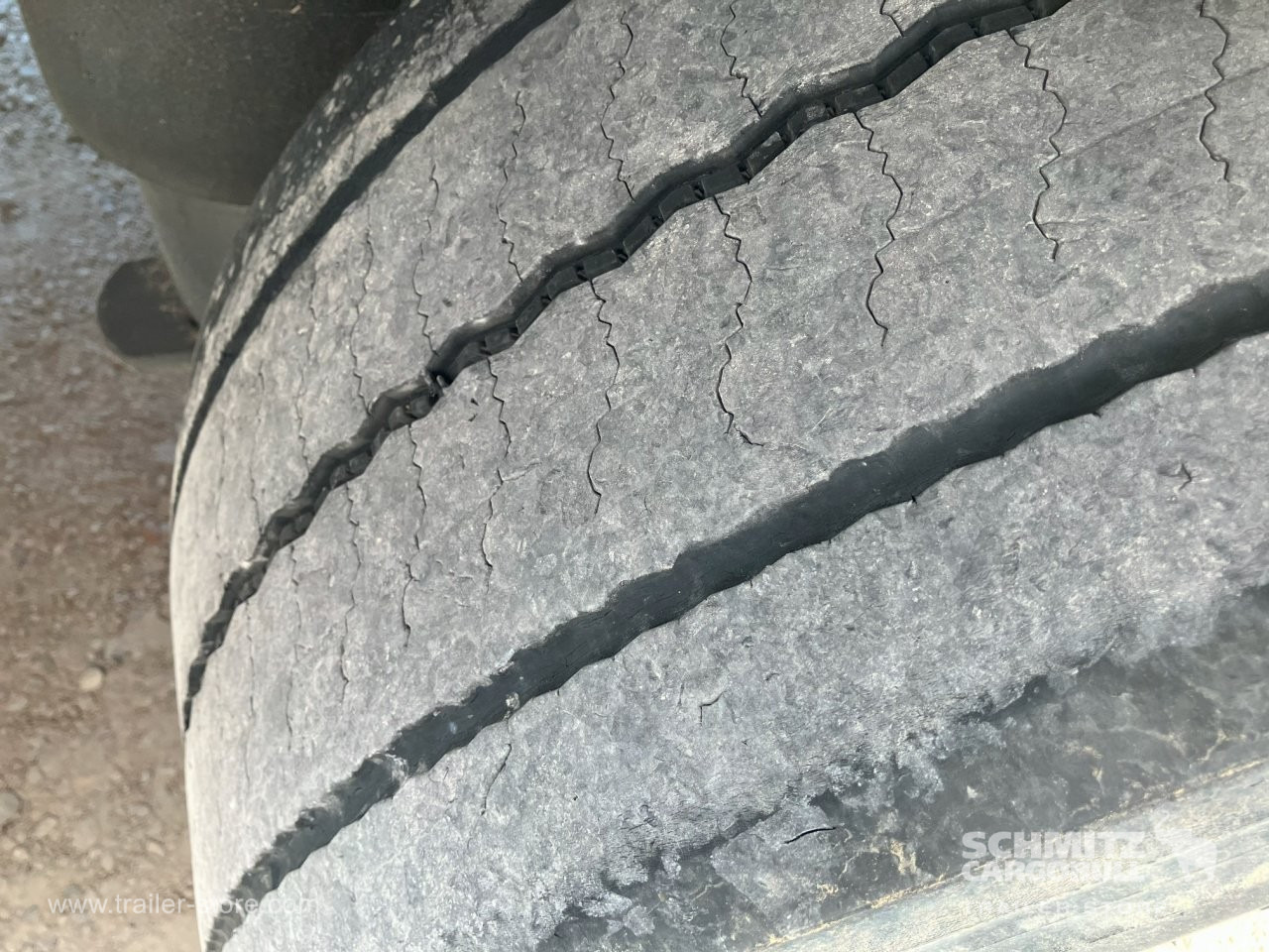 SCHMITZ Semiremolque Frigo Standard - Isothermal semi-trailer: picture 4 SCHMITZ Semiremolque Frigo Standard - Isothermal semi-trailer: picture 4