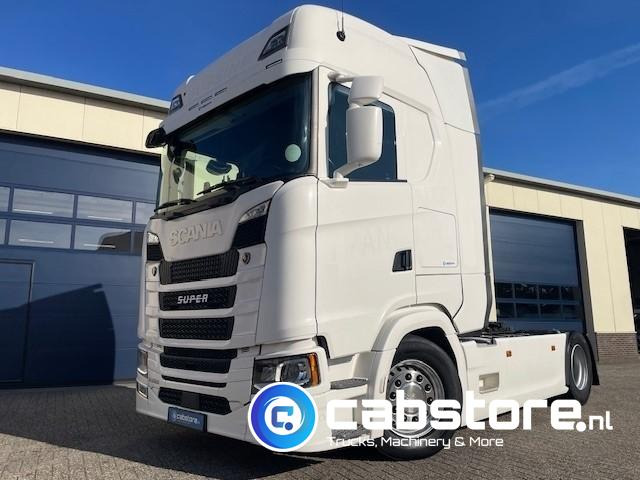 Scania S500  4X2 NB Euro 6 - S-Highline - RETARDER - Luchtgeveerd - Diff.lock - 2x Dieseltanks - Good condition ! - Tractor unit: picture 2 Scania S500  4X2 NB Euro 6 - S-Highline - RETARDER - Luchtgeveerd - Diff.lock - 2x Dieseltanks - Good condition ! - Tractor unit: picture 2