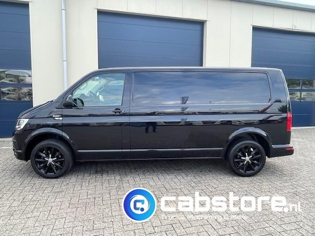 Volkswagen Transporter T6 2.0 TDI Euro 6 - Bouwjaar 2017 - Gesloten bestelwagen - DSG 7 - L2-H1 - Achterklep - 18 Inch velgen - Trekvermogen 2500 kg - Small van: picture 5 Volkswagen Transporter T6 2.0 TDI Euro 6 - Bouwjaar 2017 - Gesloten bestelwagen - DSG 7 - L2-H1 - Achterklep - 18 Inch velgen - Trekvermogen 2500 kg - Small van: picture 5