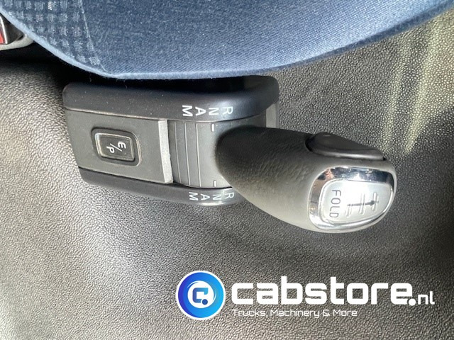 Box van Volvo FM9 4X2R FAL9.0 RAD-A4  Volvo FM300 4x2 Euro 5 bakwagen - Schuifzeilen - Laadklep 2000 kg - Bouwjaar 2008 - Kooi-Aap heftruck: picture 12