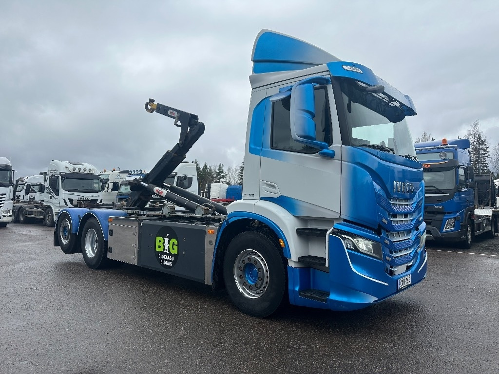 Iveco AD 260S40 Y/FS CNG - Hook lift truck: picture 3 Iveco AD 260S40 Y/FS CNG - Hook lift truck: picture 3