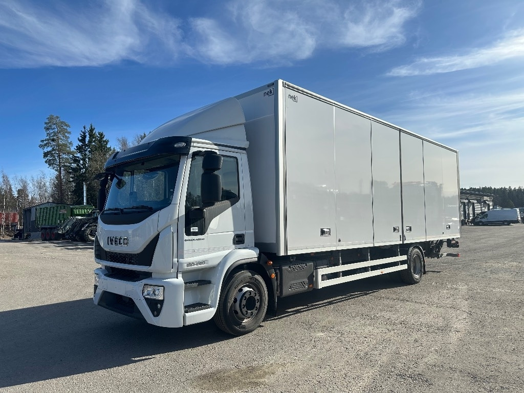 Iveco Eurocargo 160E28 - Box truck: picture 1 Iveco Eurocargo 160E28 - Box truck: picture 1