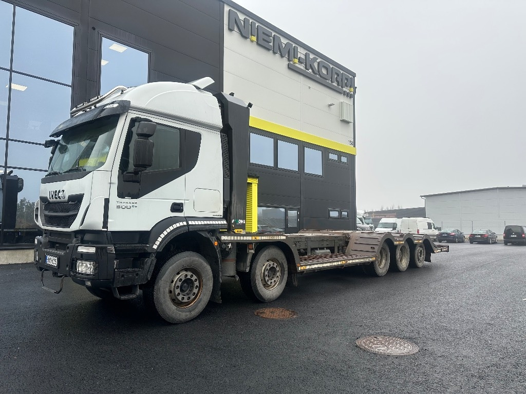 Iveco Trakker AT410T500 10x4 - Logging truck: picture 1 Iveco Trakker AT410T500 10x4 - Logging truck: picture 1